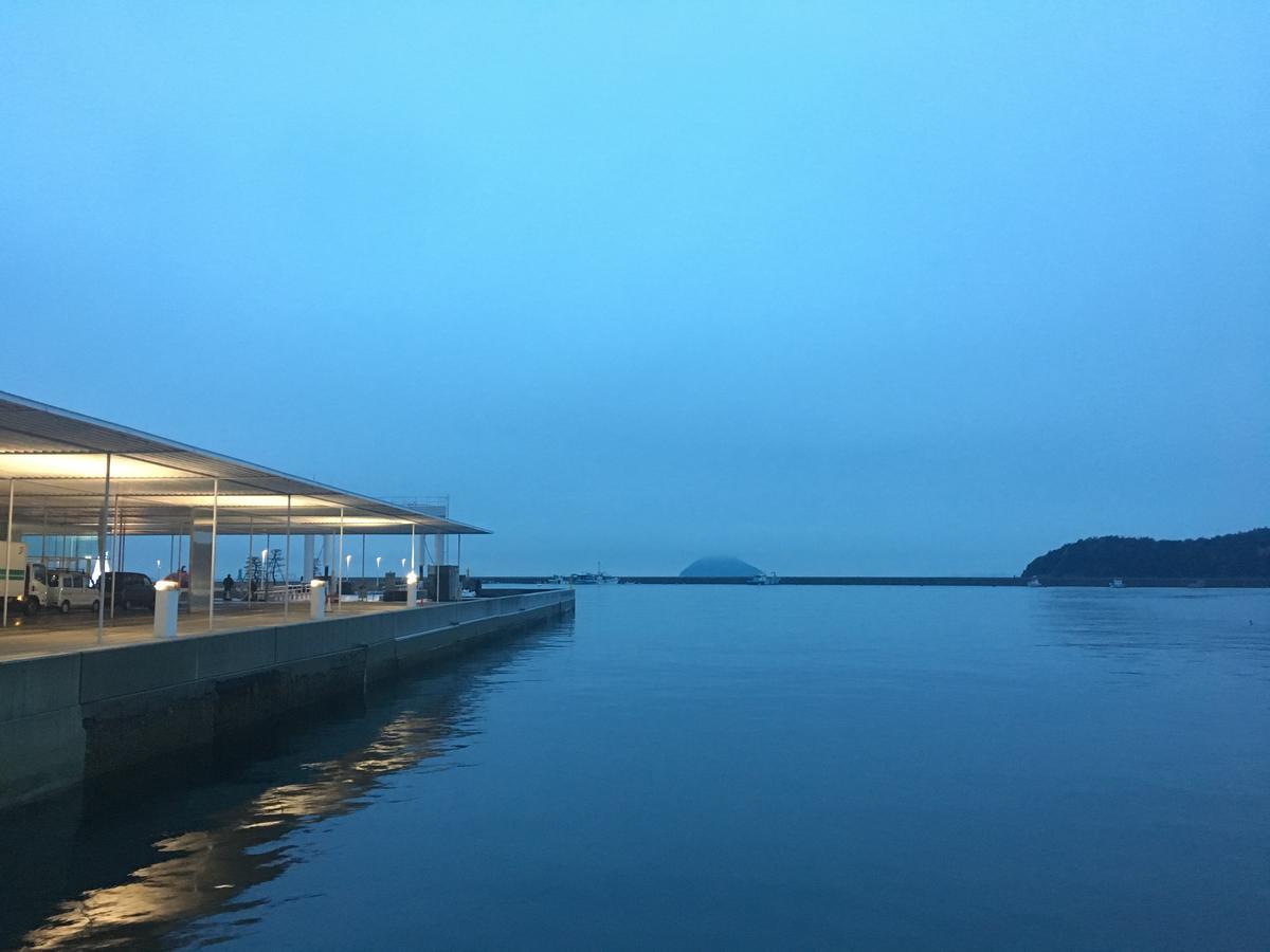 Naoshima Backpackers Guesthouse ภายนอก รูปภาพ