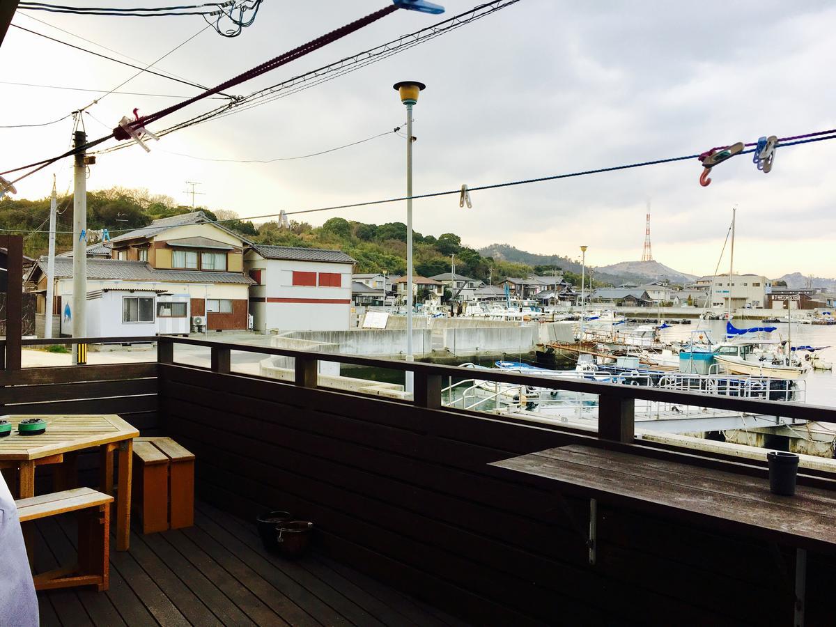 Naoshima Backpackers Guesthouse ภายนอก รูปภาพ